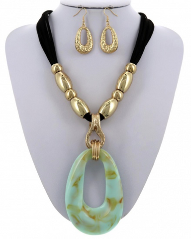Necklace Set Style #7207A